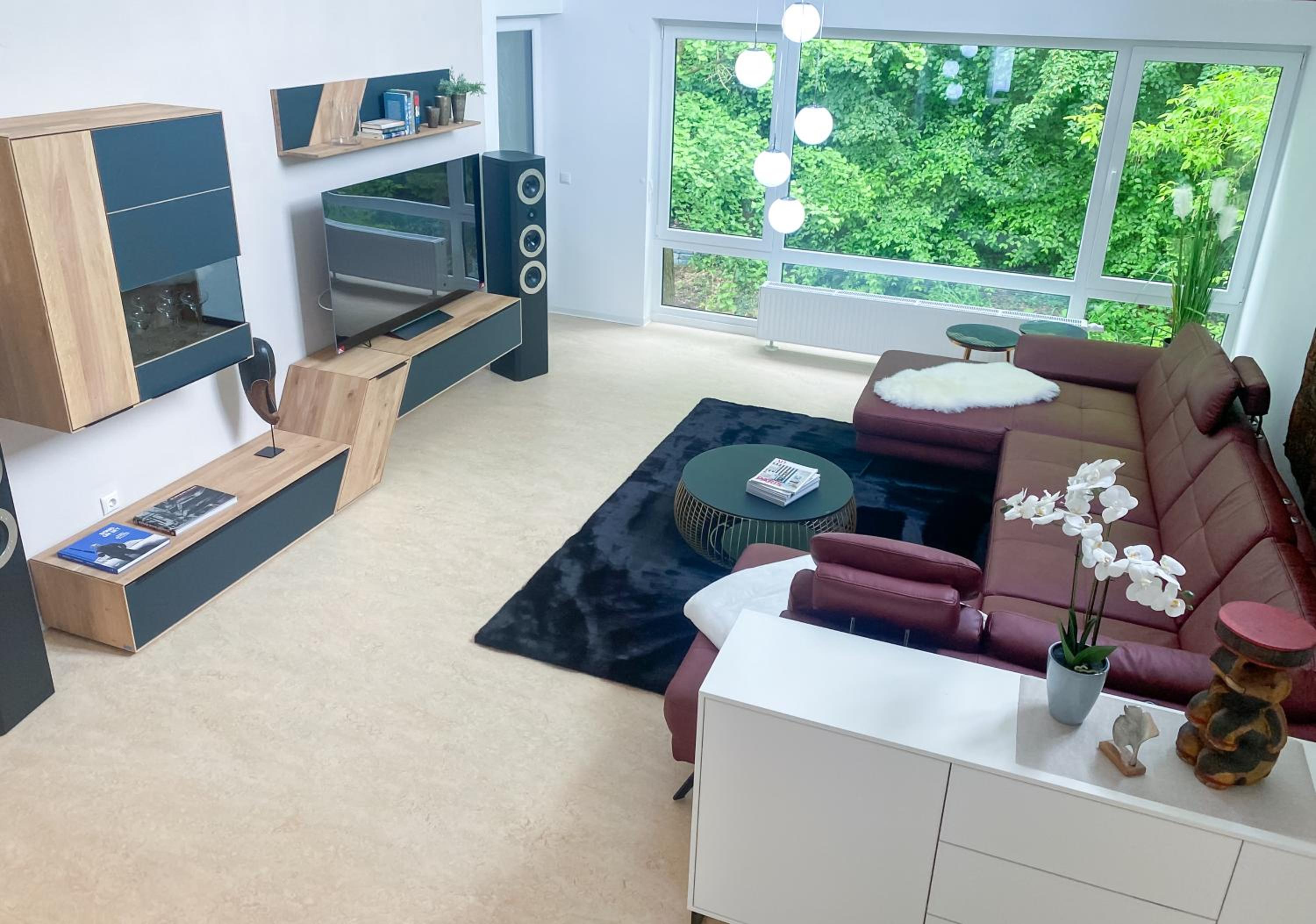 170qm Apartment in Natur für Familien mit Parken, 2 Balkone, und Küche