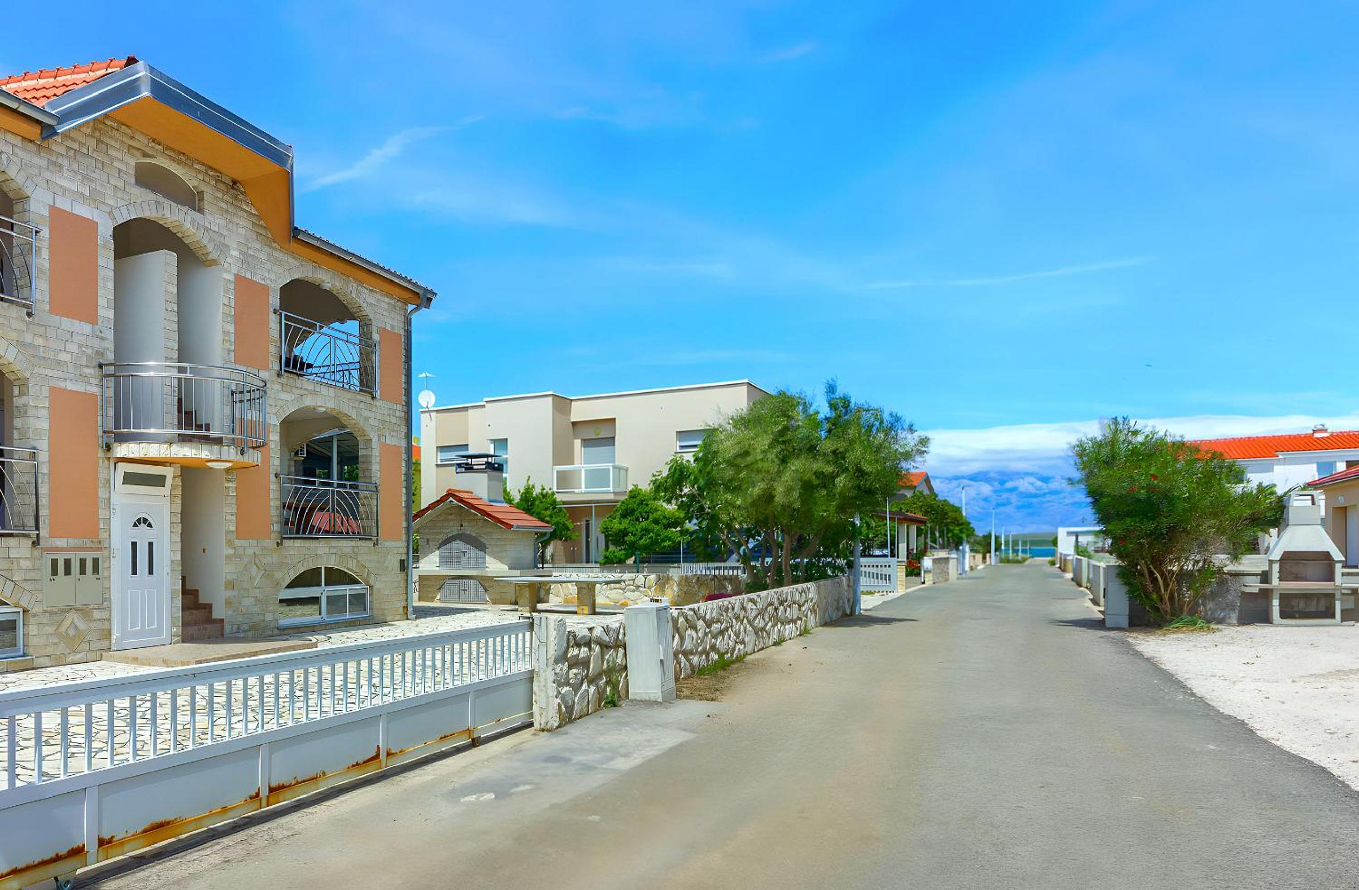 Apartment House Virić