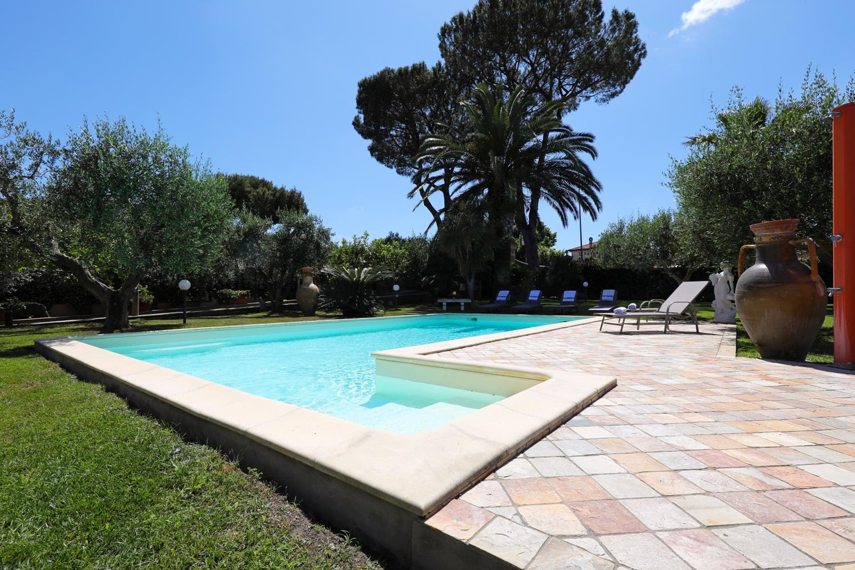 Villa con piscina
