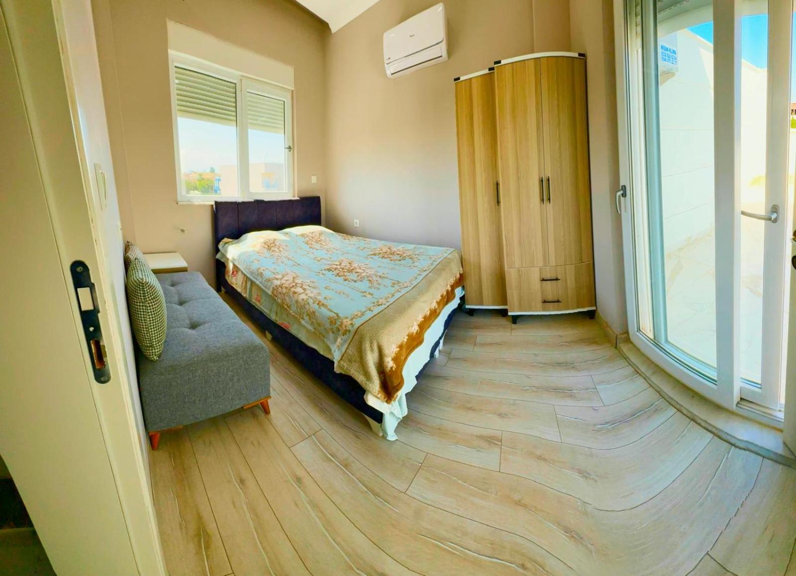 Peaceful Holiday Villas-Rooms-Barbecue