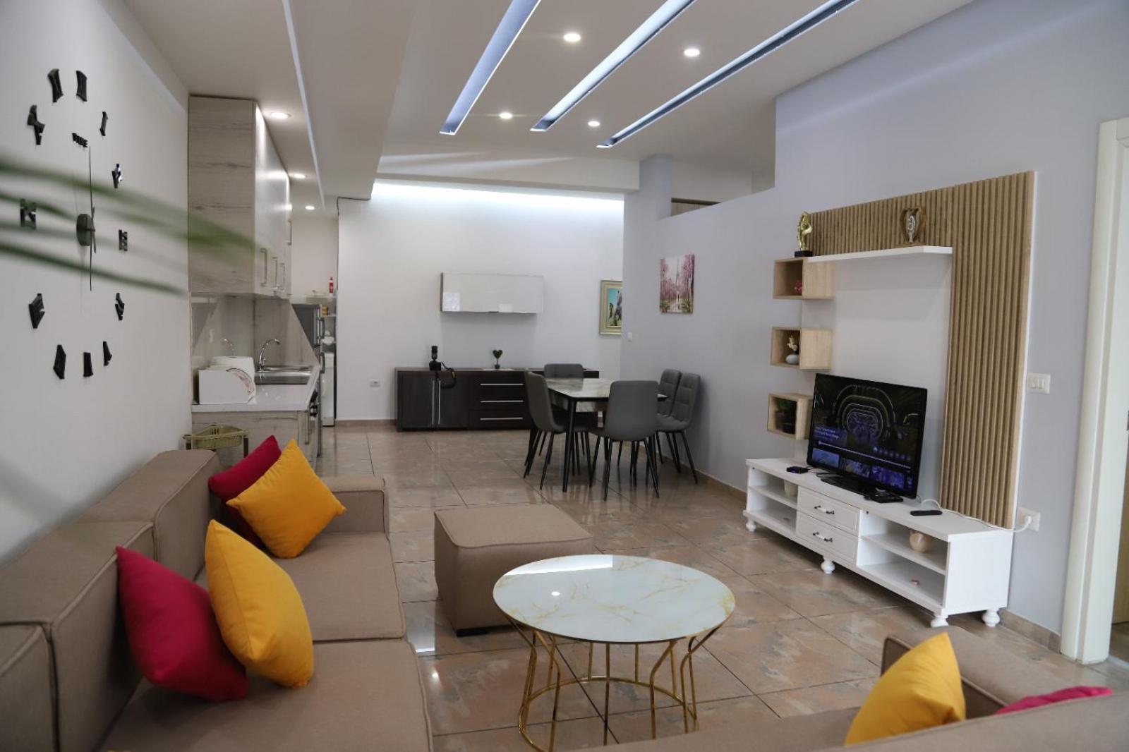 B&C Apartment