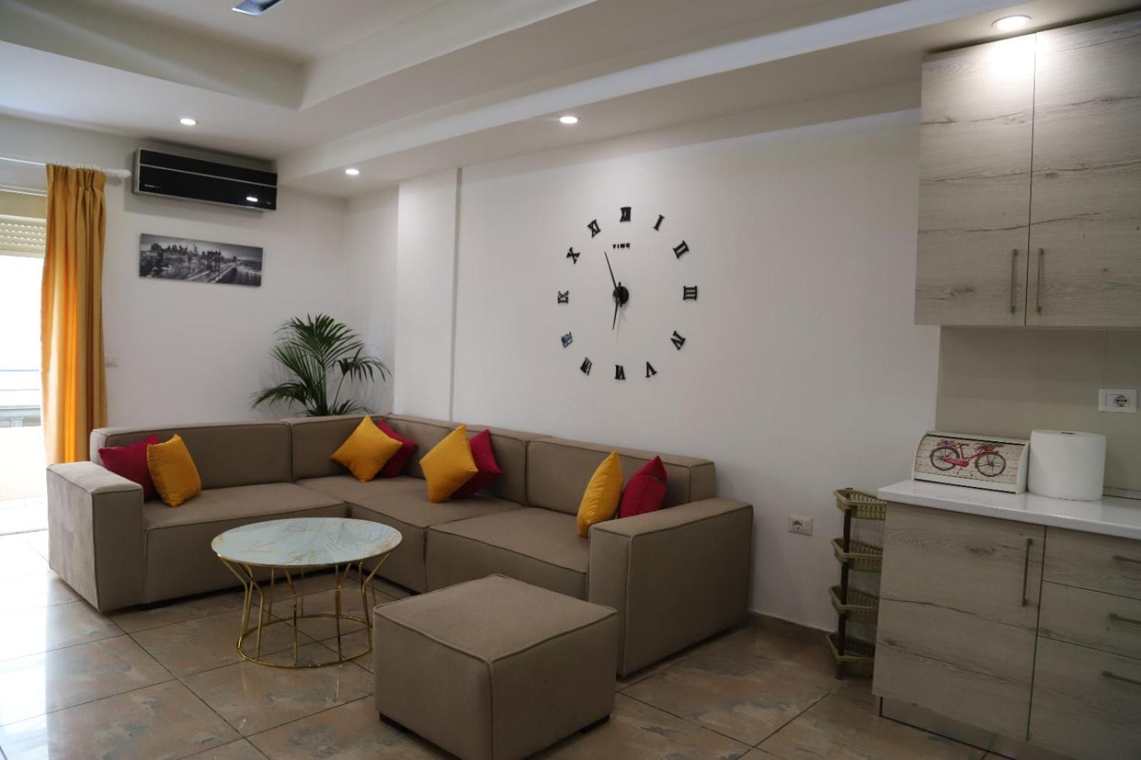 B&C Apartment