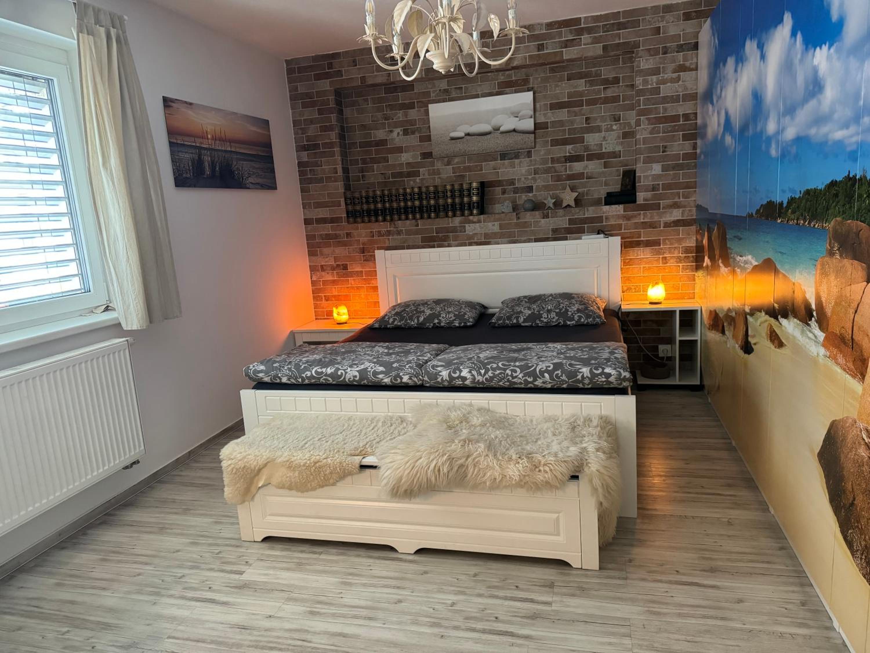 Apartmán s garáží a balkónem