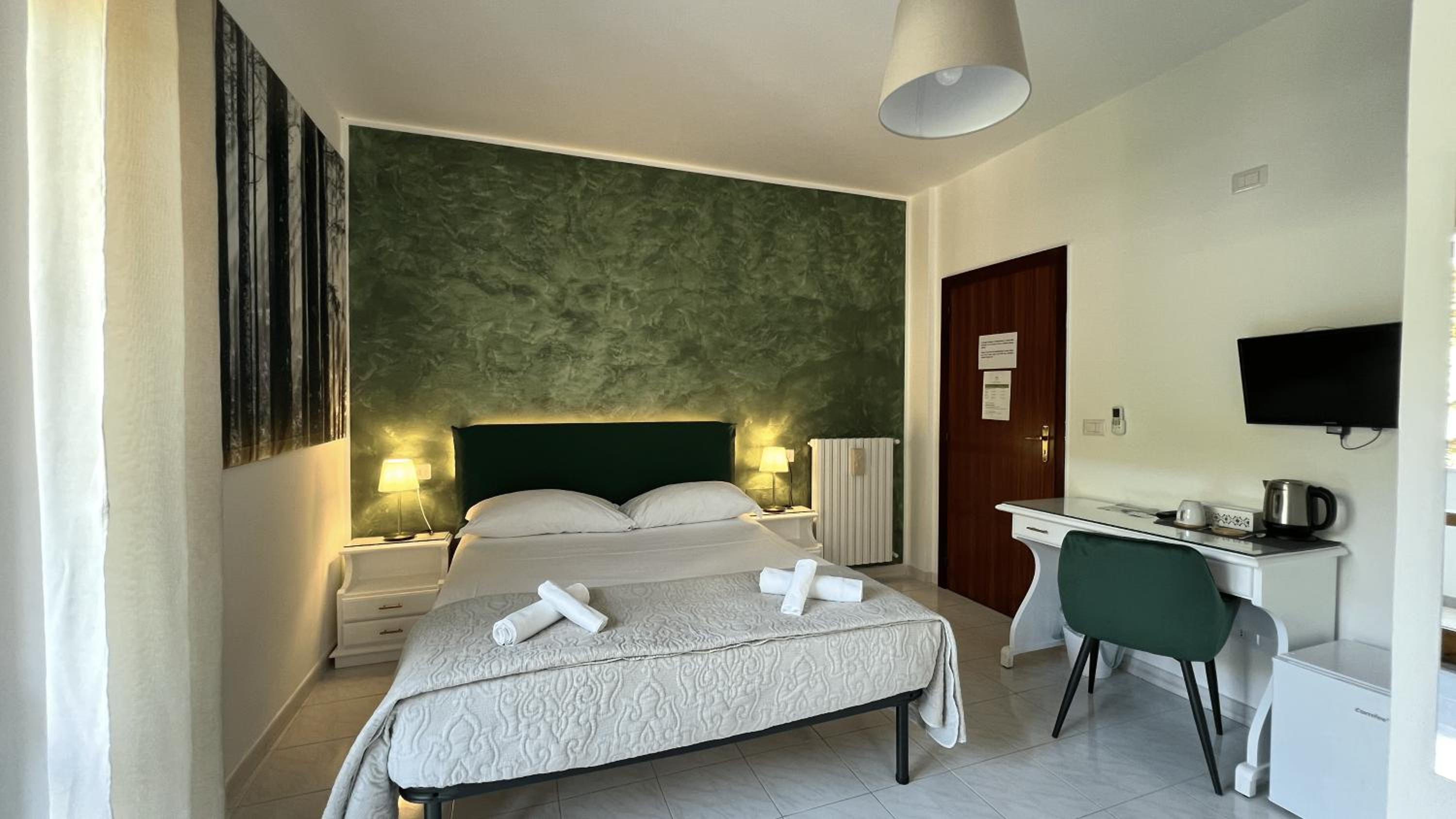 hotel room