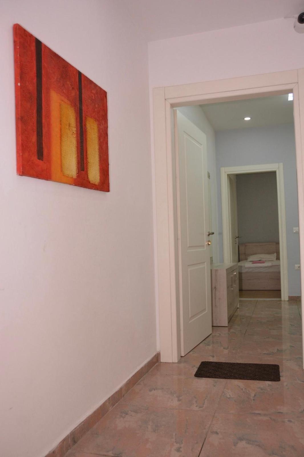 B&C Apartment