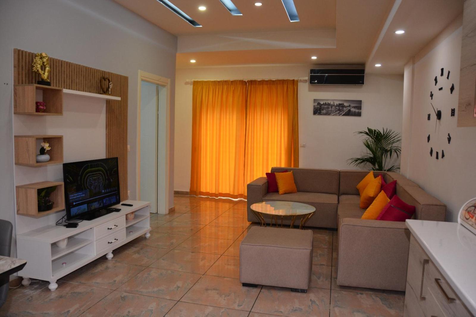 B&C Apartment