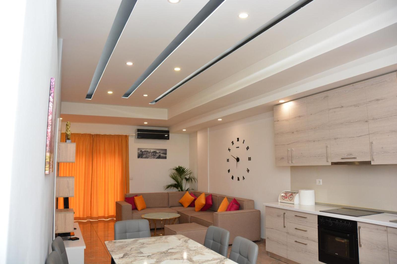 B&C Apartment