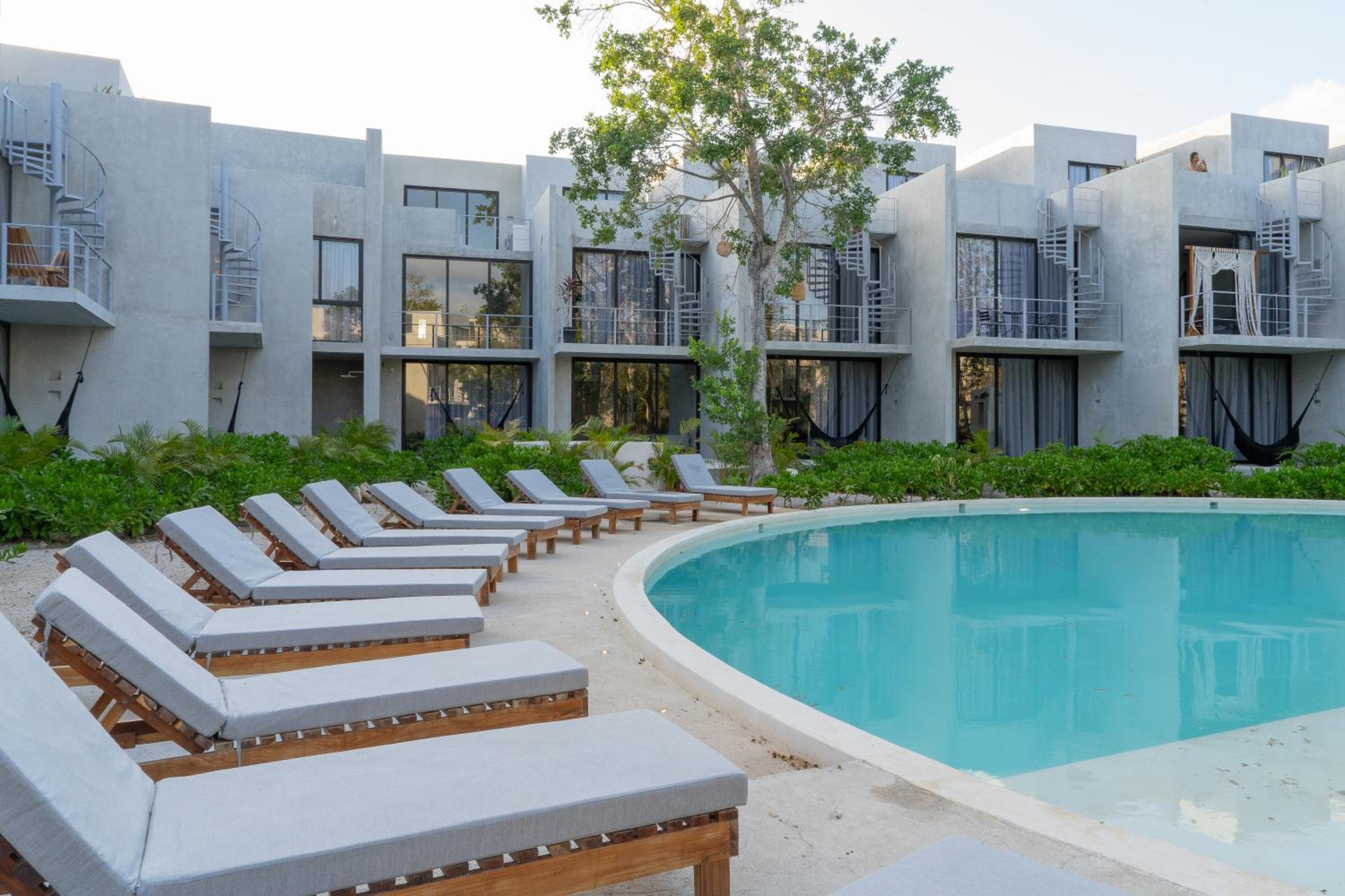 Selva Studios by Casago