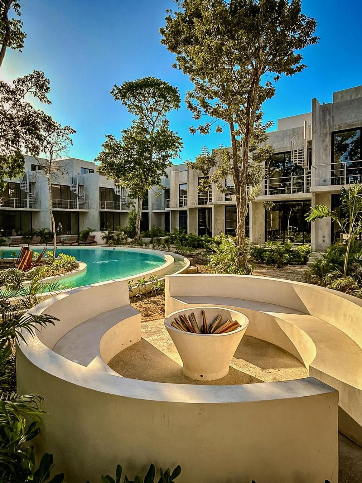 Selva Studios by Casago