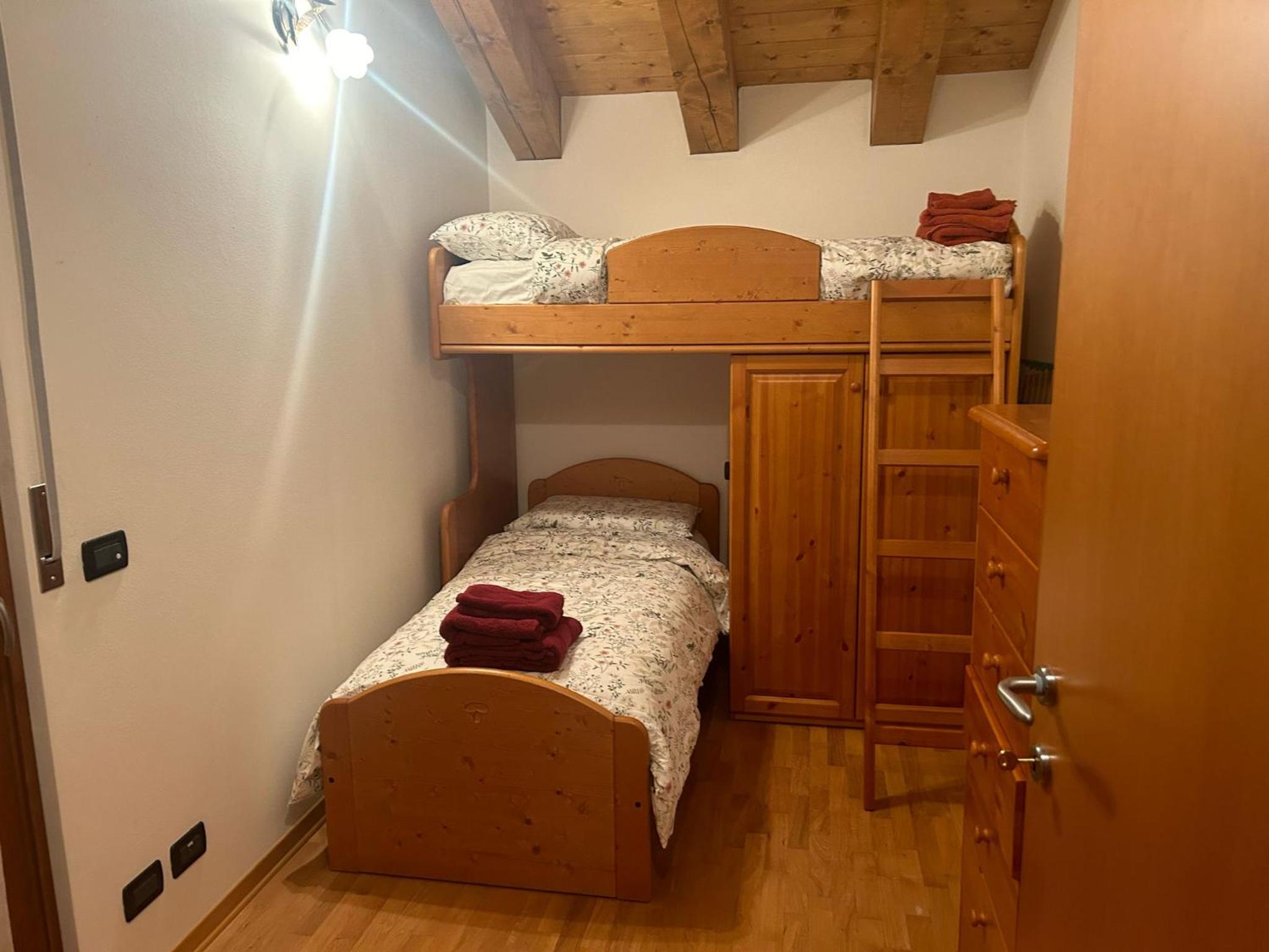 Mountain Adventure Flat view 4
