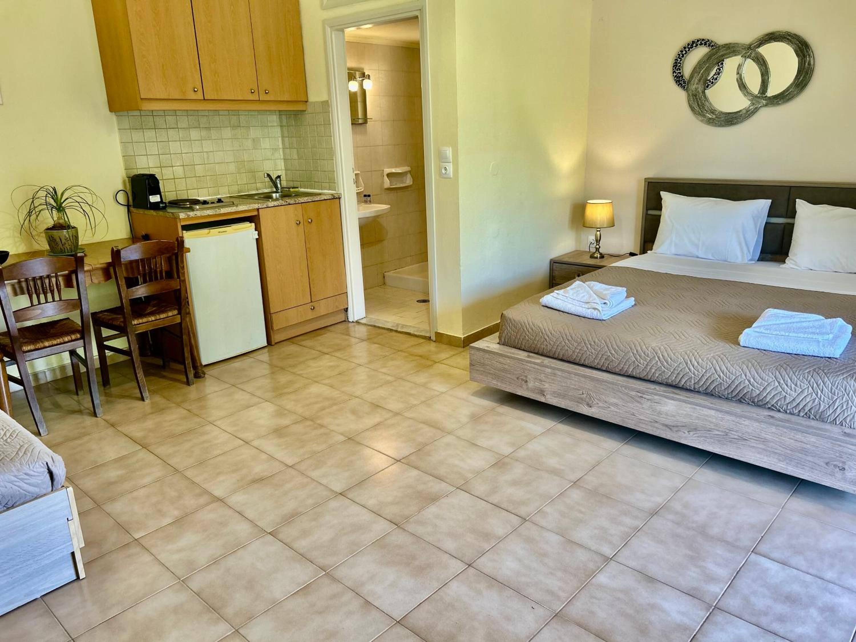 Esperia apartments