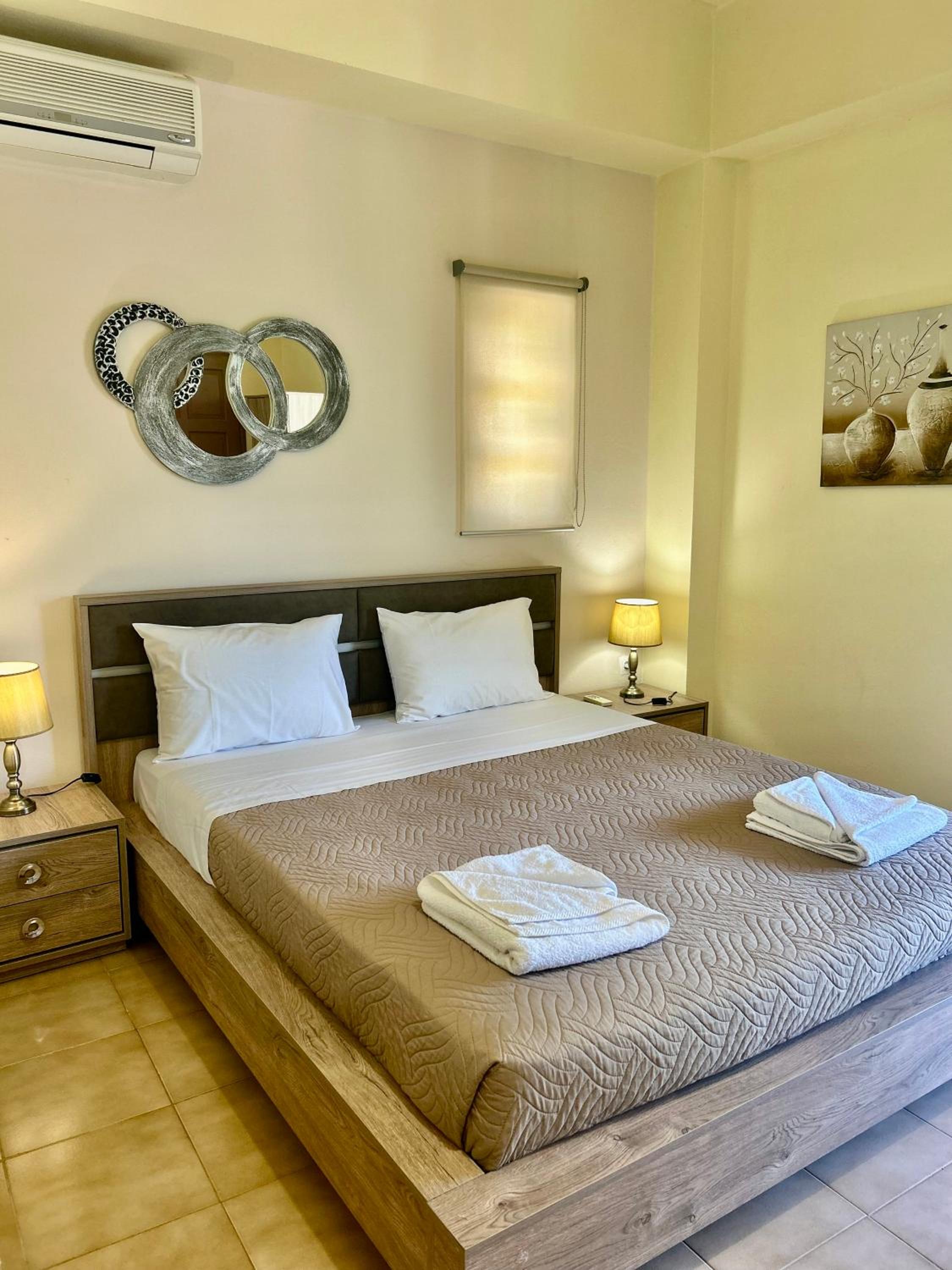 Esperia apartments