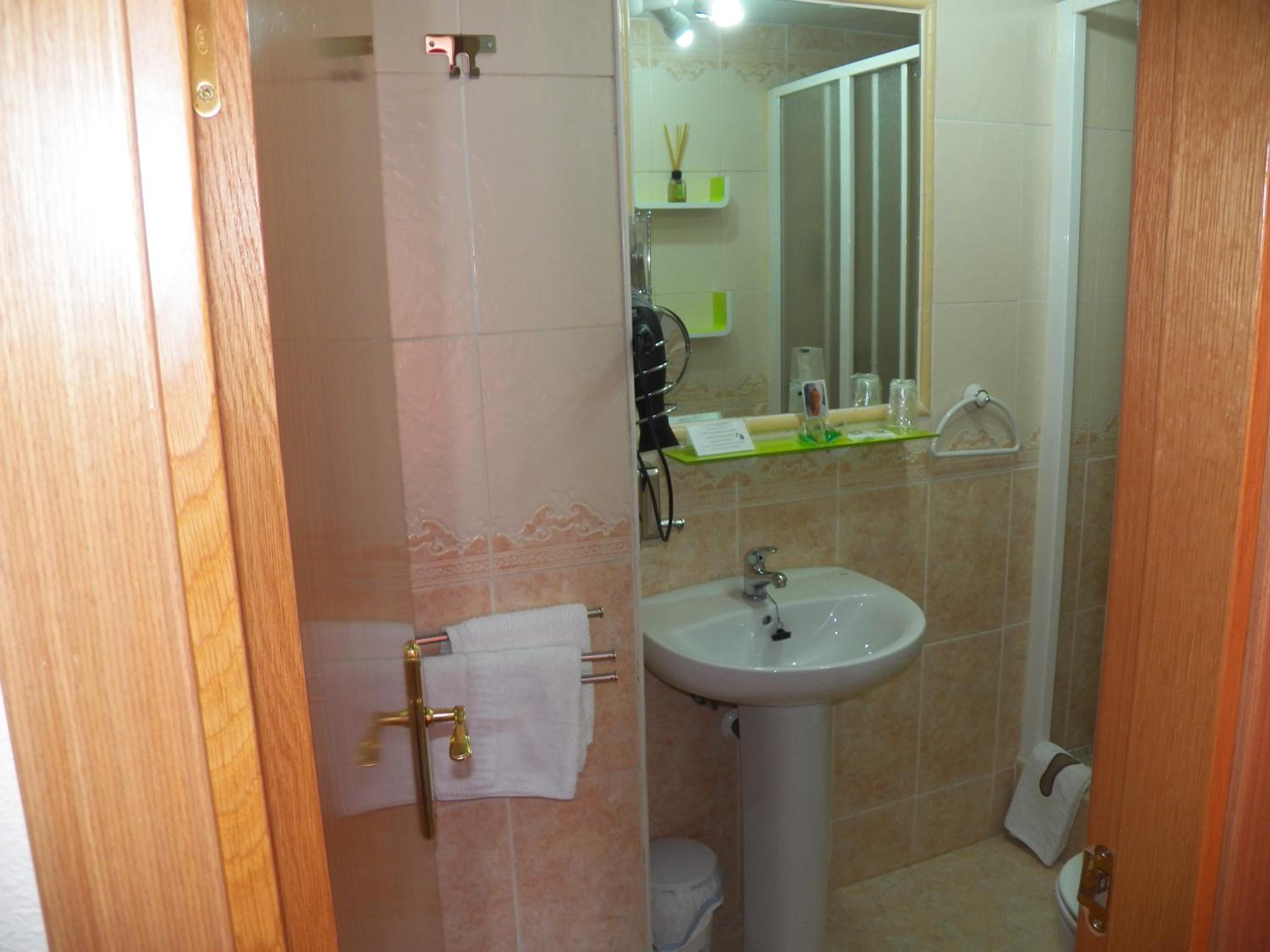Photo 32