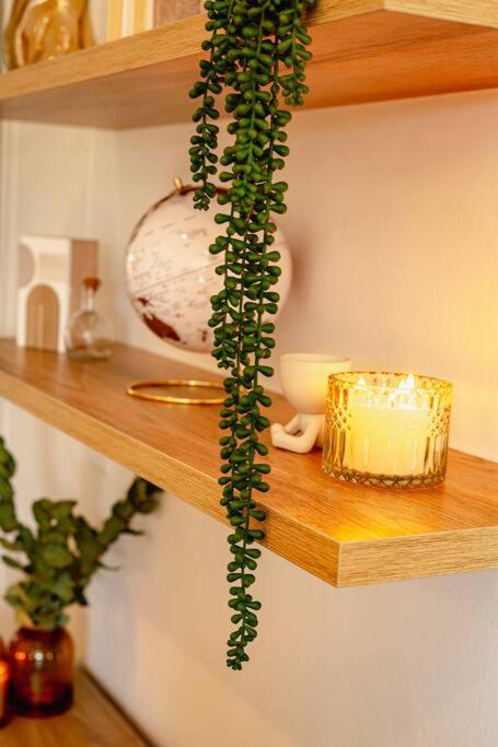 Creamy Dreamy Luxury City Retreat view 3