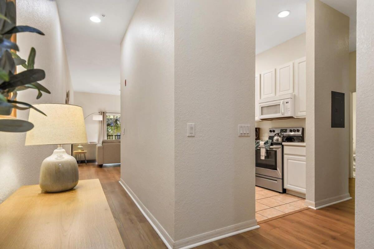 Bahama Bay 3 bedrooms Completely renovated view 3