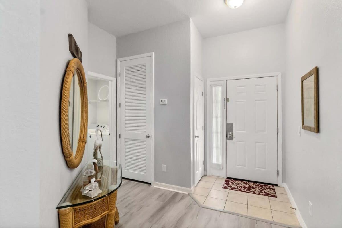 Ground floor 2BR unit in Bahama Bay view 3