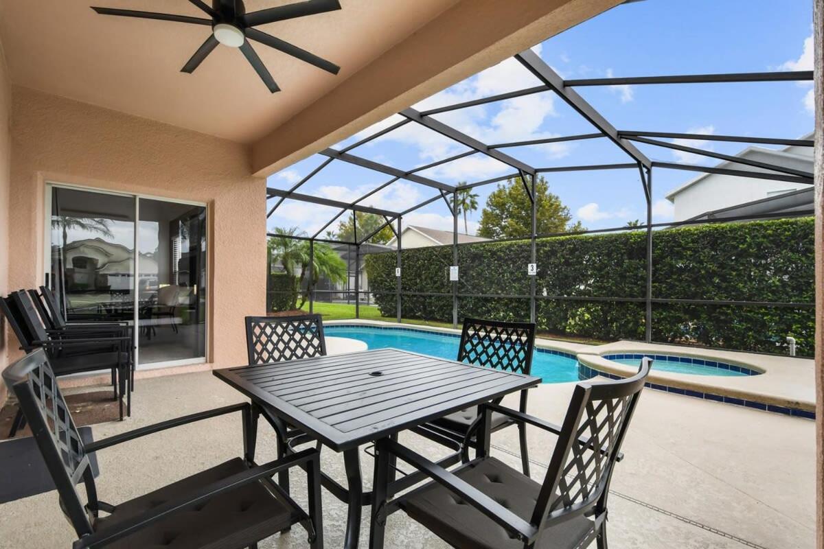 Attention Star Wars fans Amazing 6 BR pool view 3