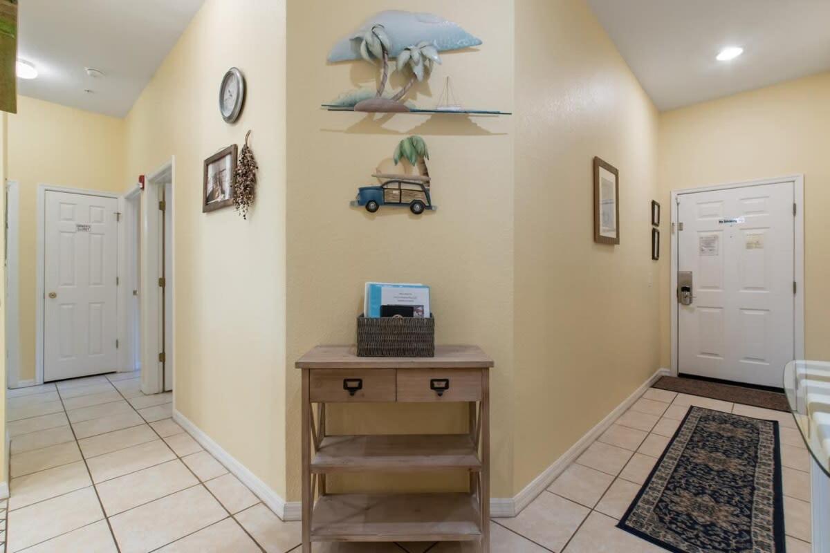 Bahama Bay- 3 bedroom condo with amenities view 4