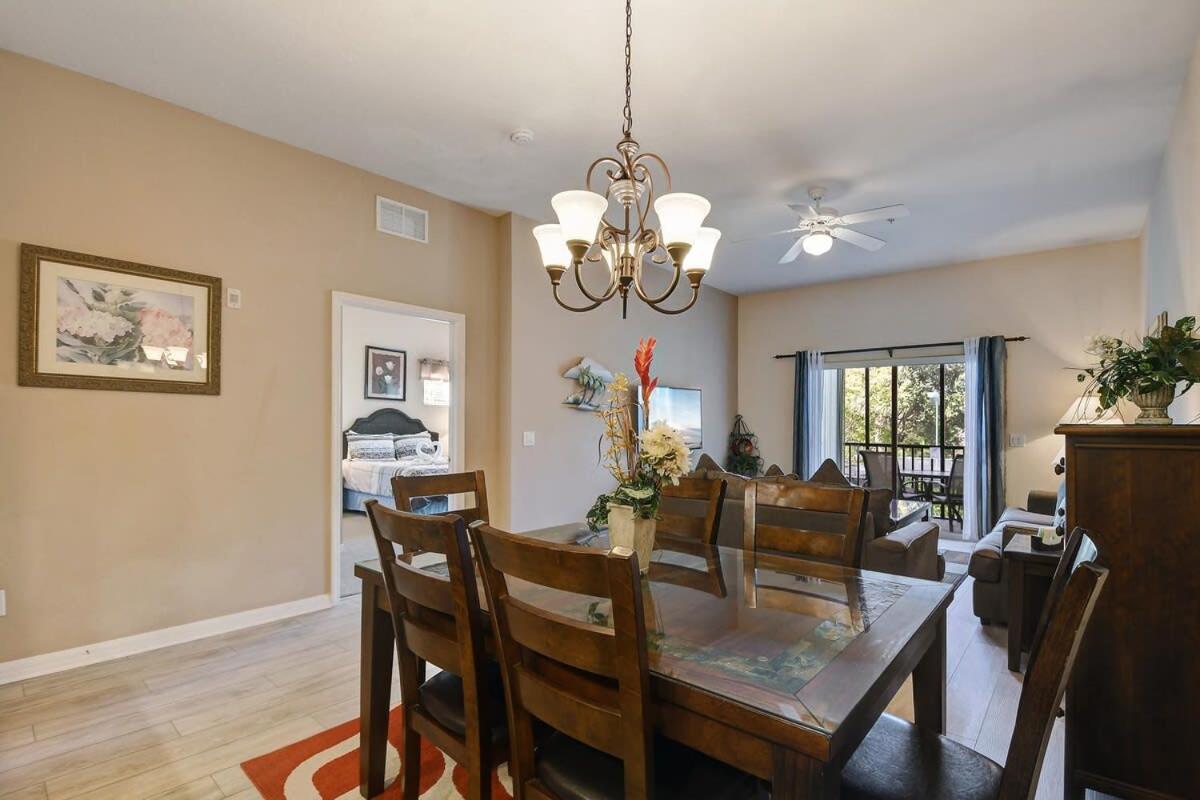 Bahama Bay- Two bedrooms condo fully equipped