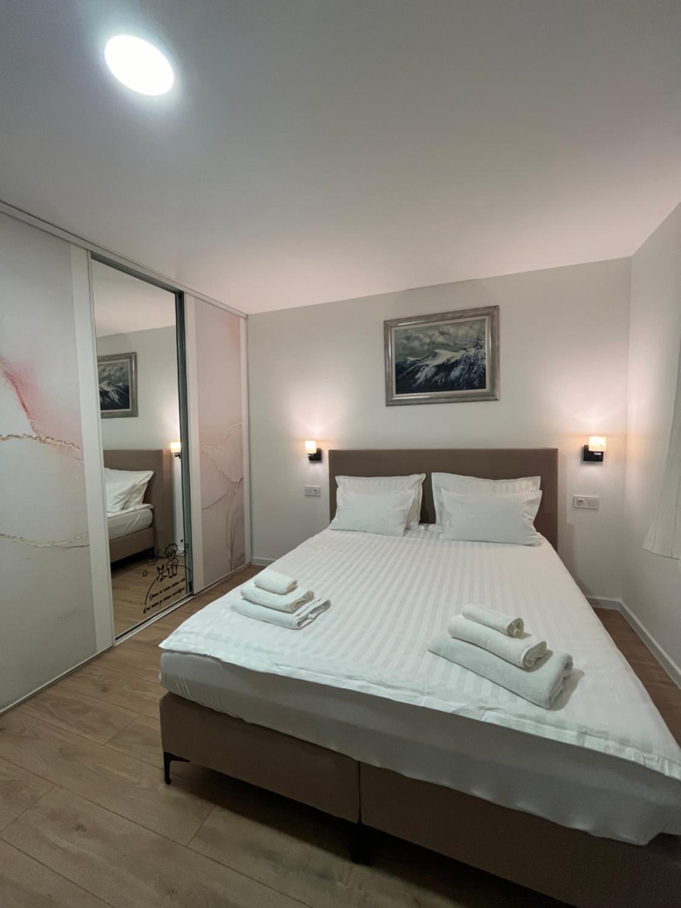 Apartment Mey