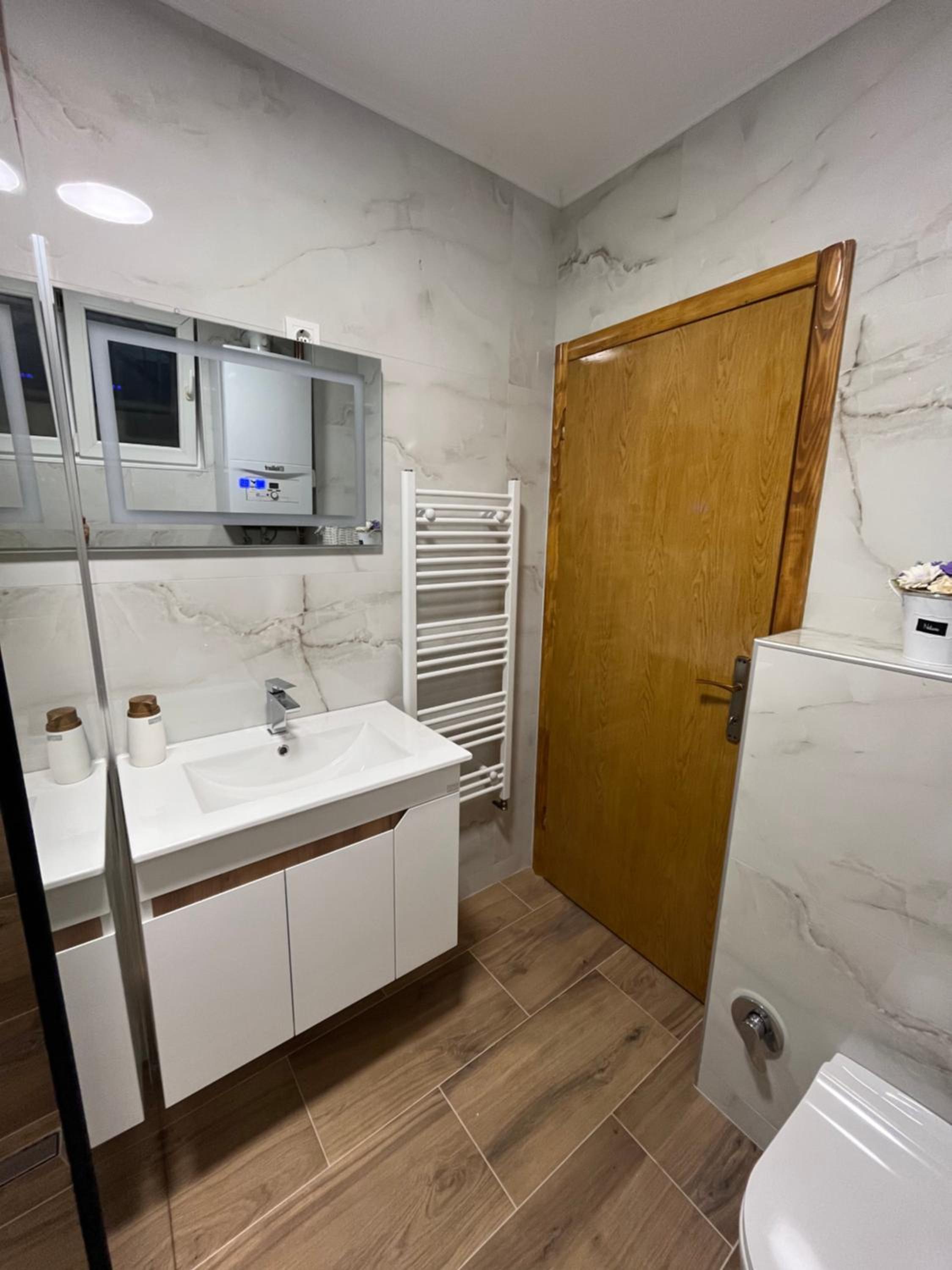 Apartment Mey