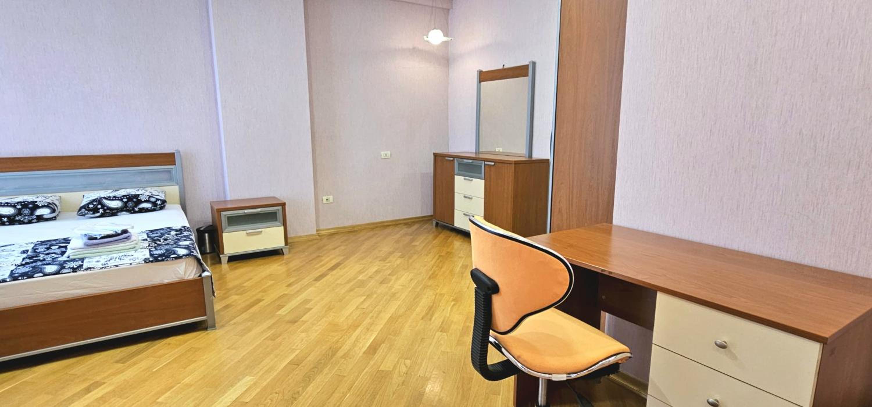 Big Apartment in the centre Baku