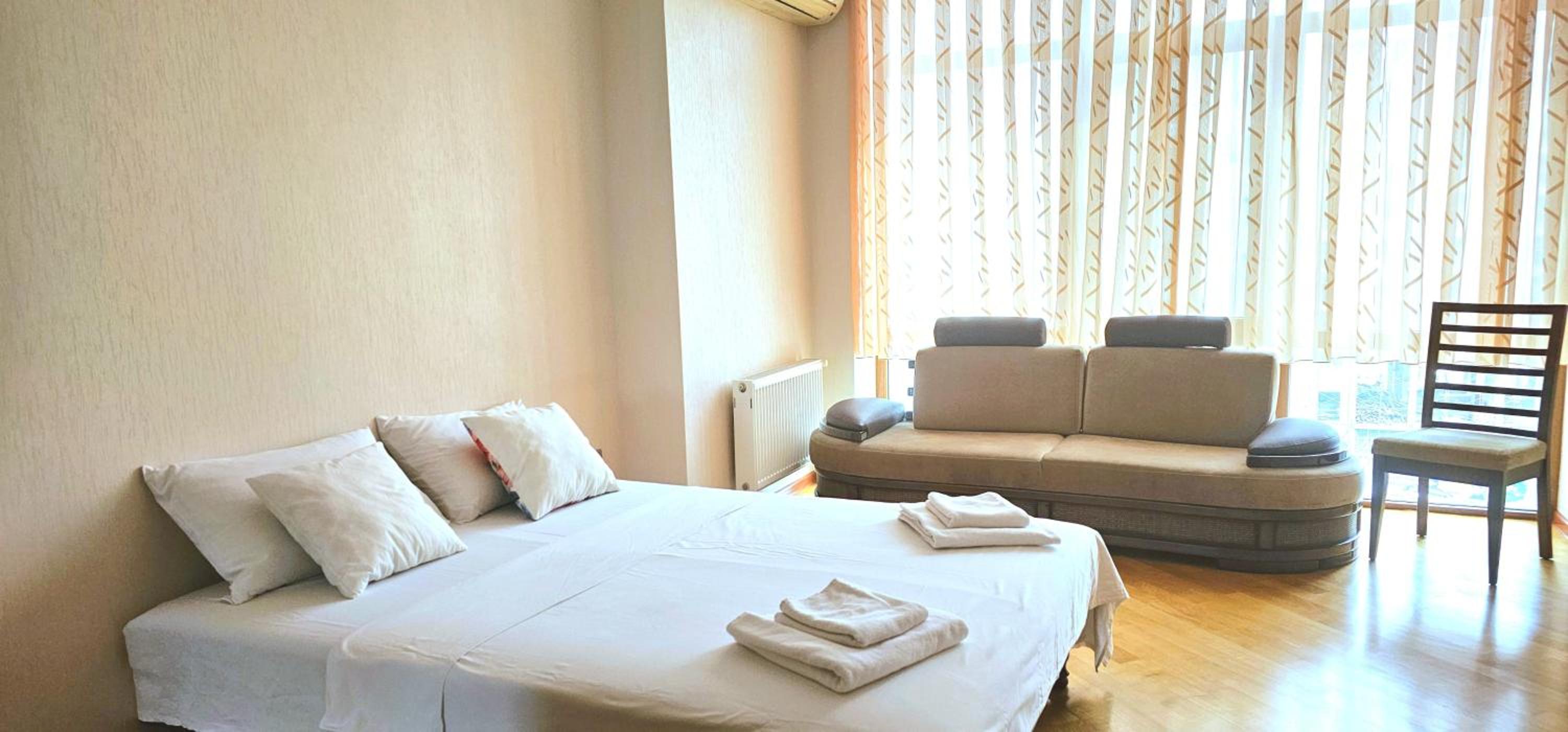 Big Apartment in the centre Baku