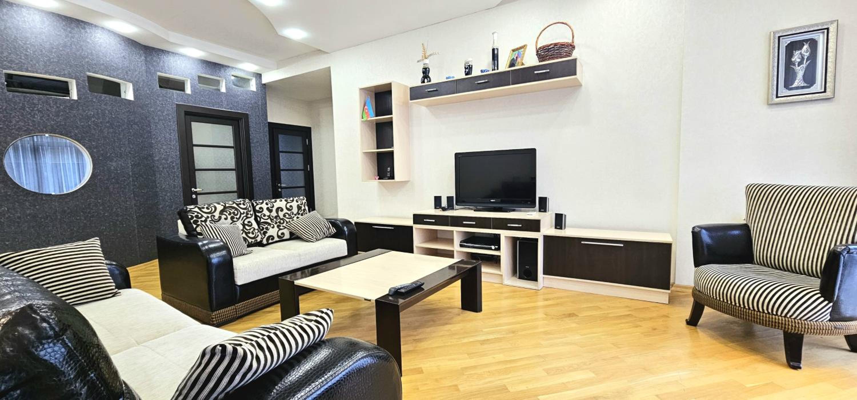 Big Apartment in the centre Baku