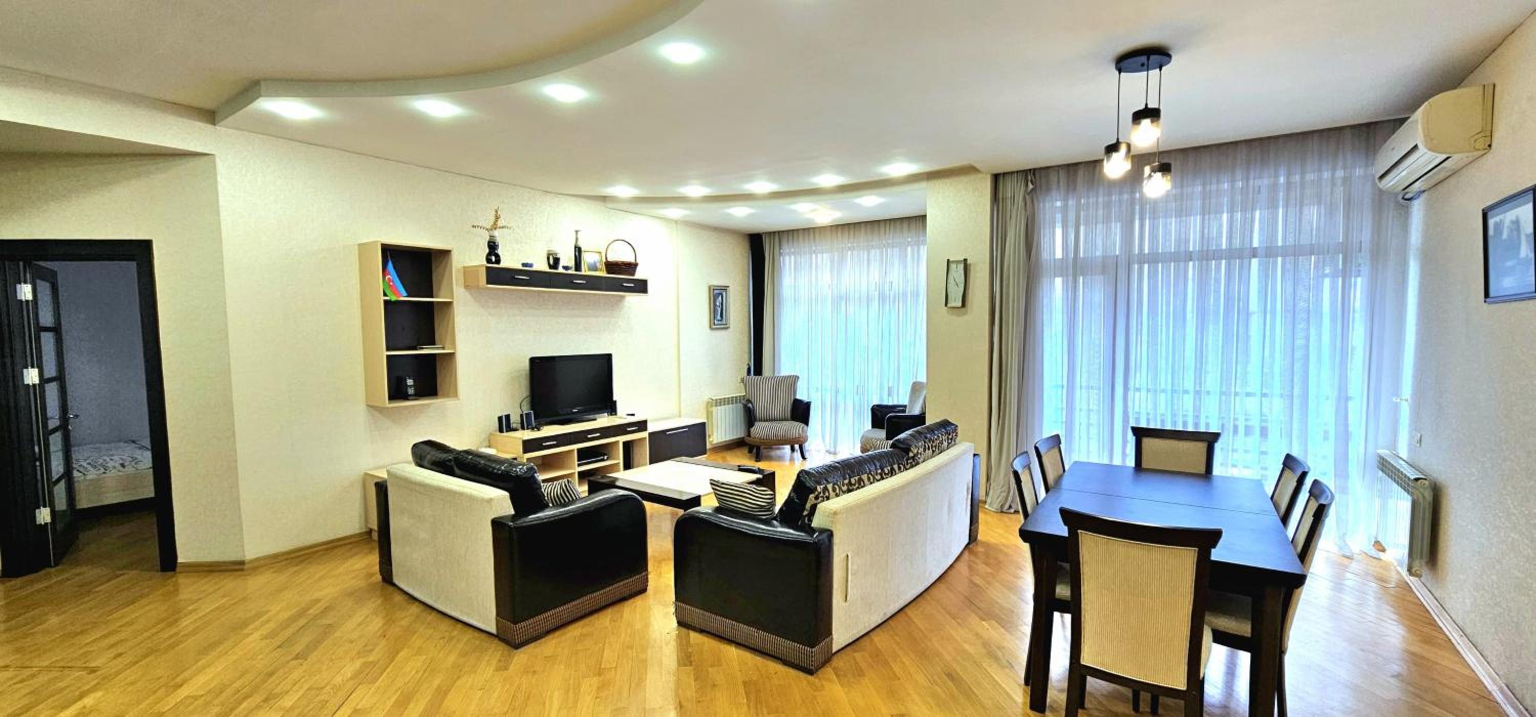 Big Apartment in the centre Baku