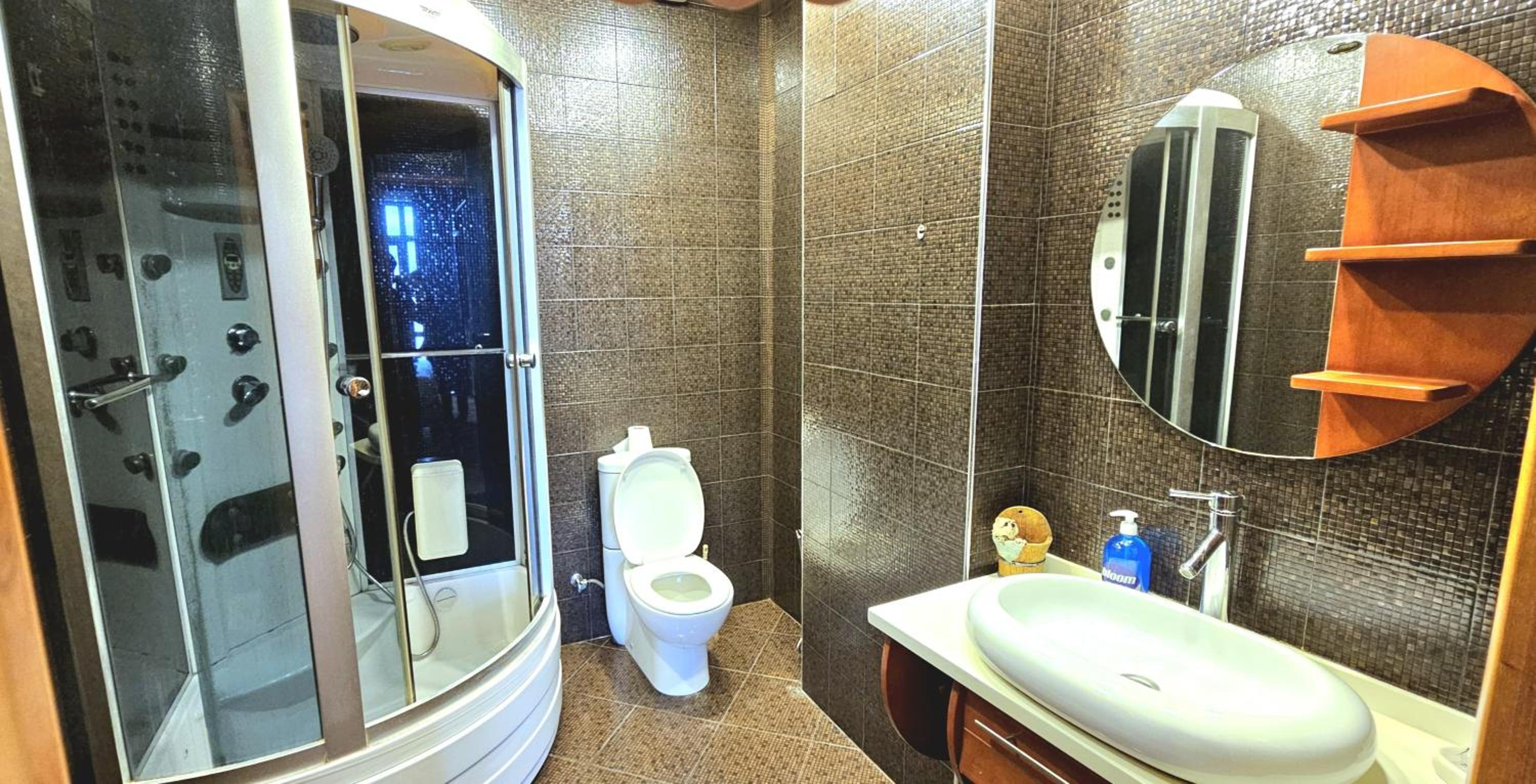 Big Apartment in the centre Baku