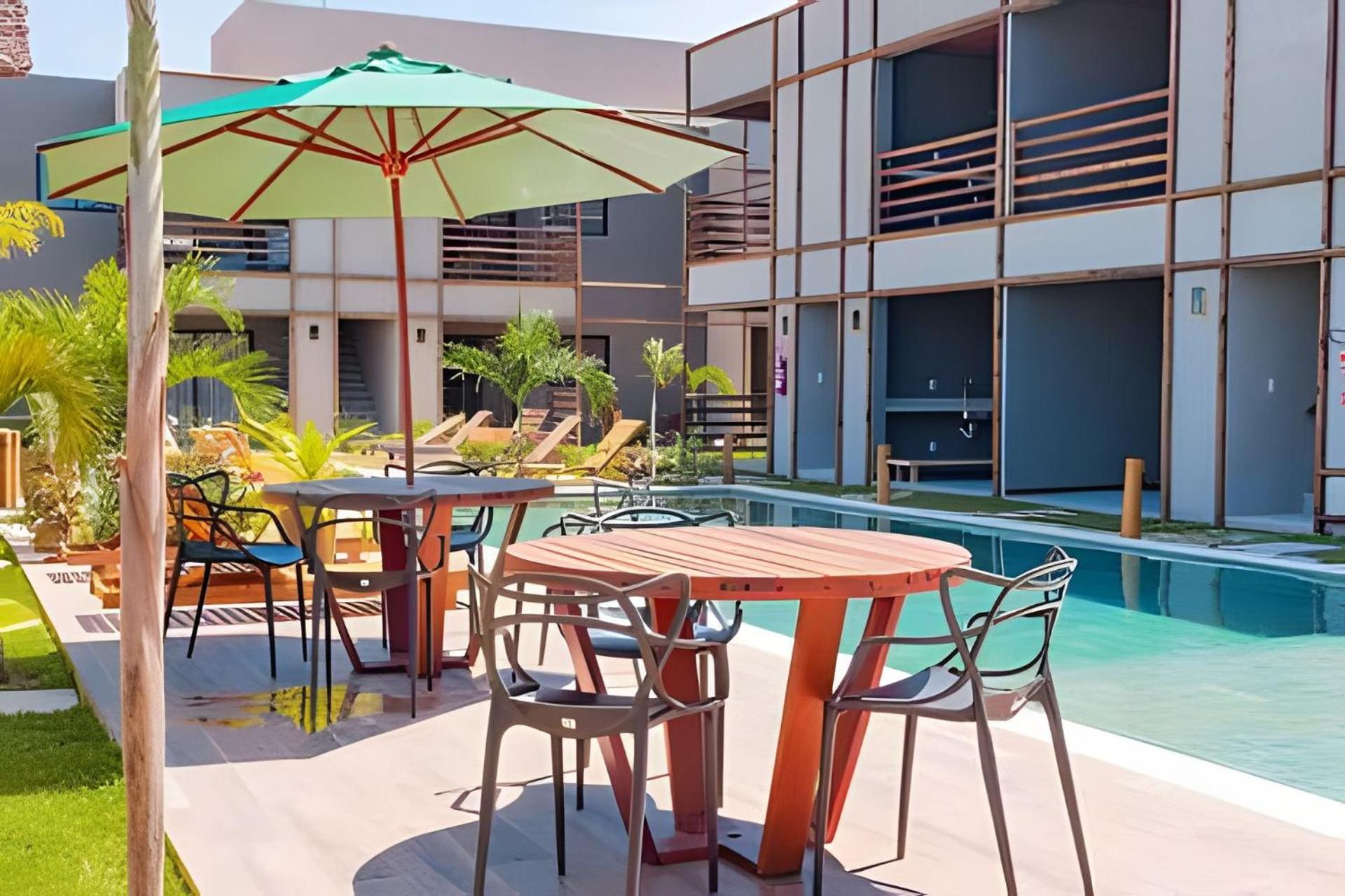 CONDOMINIO GAMBOA - 190 METROS DA PRAIA DO PATACHO