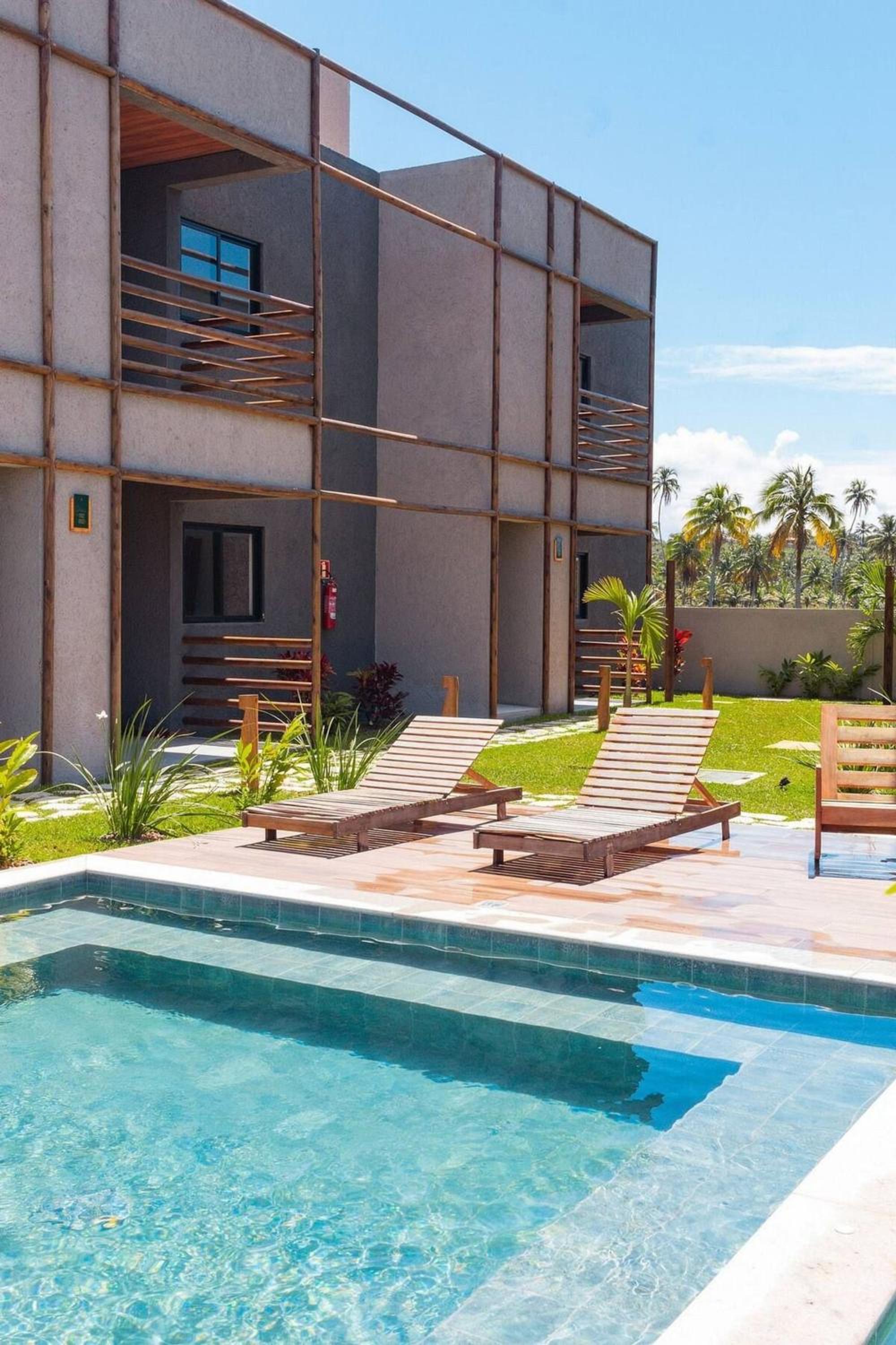 CONDOMINIO GAMBOA - 190 METROS DA PRAIA DO PATACHO