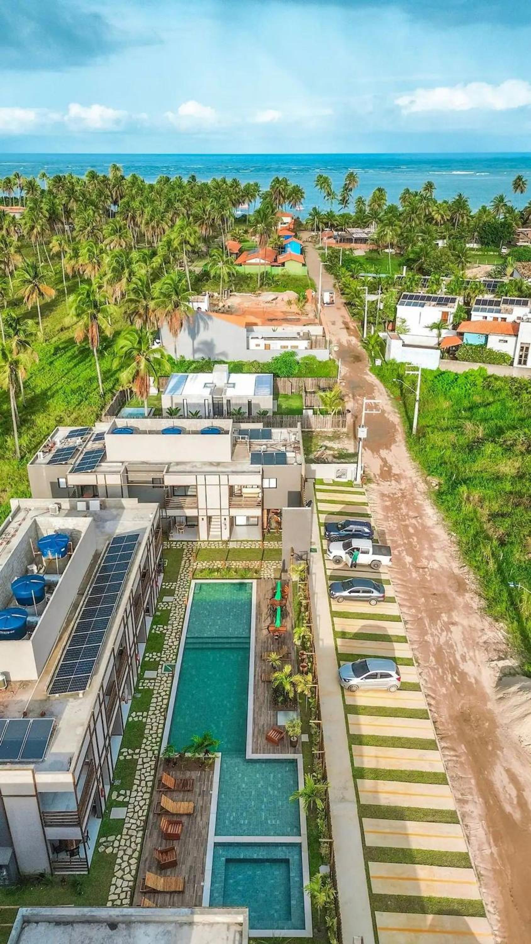 CONDOMINIO GAMBOA - 190 METROS DA PRAIA DO PATACHO