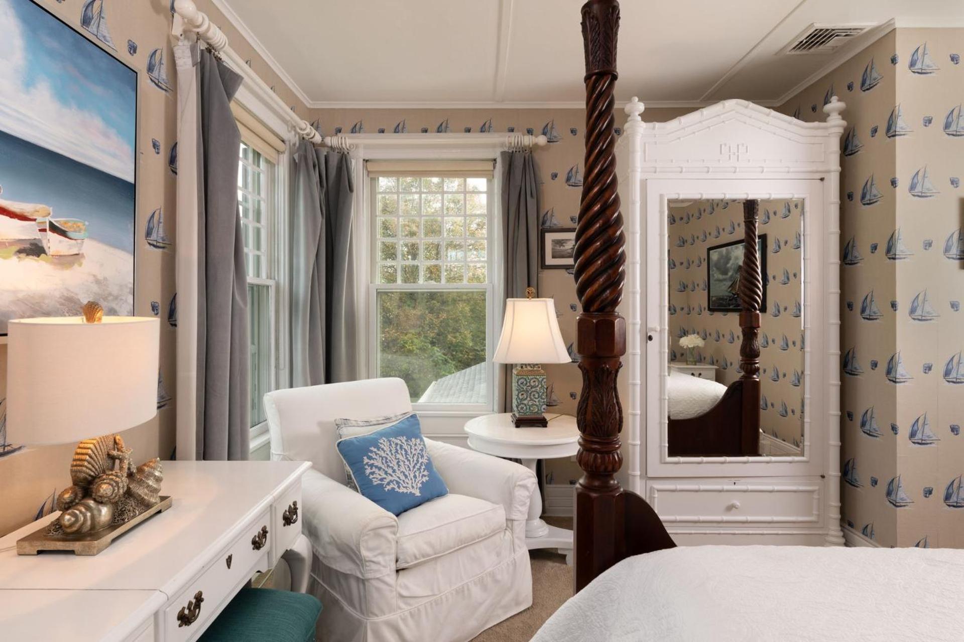 Harbor Knoll Bed and Breakfast