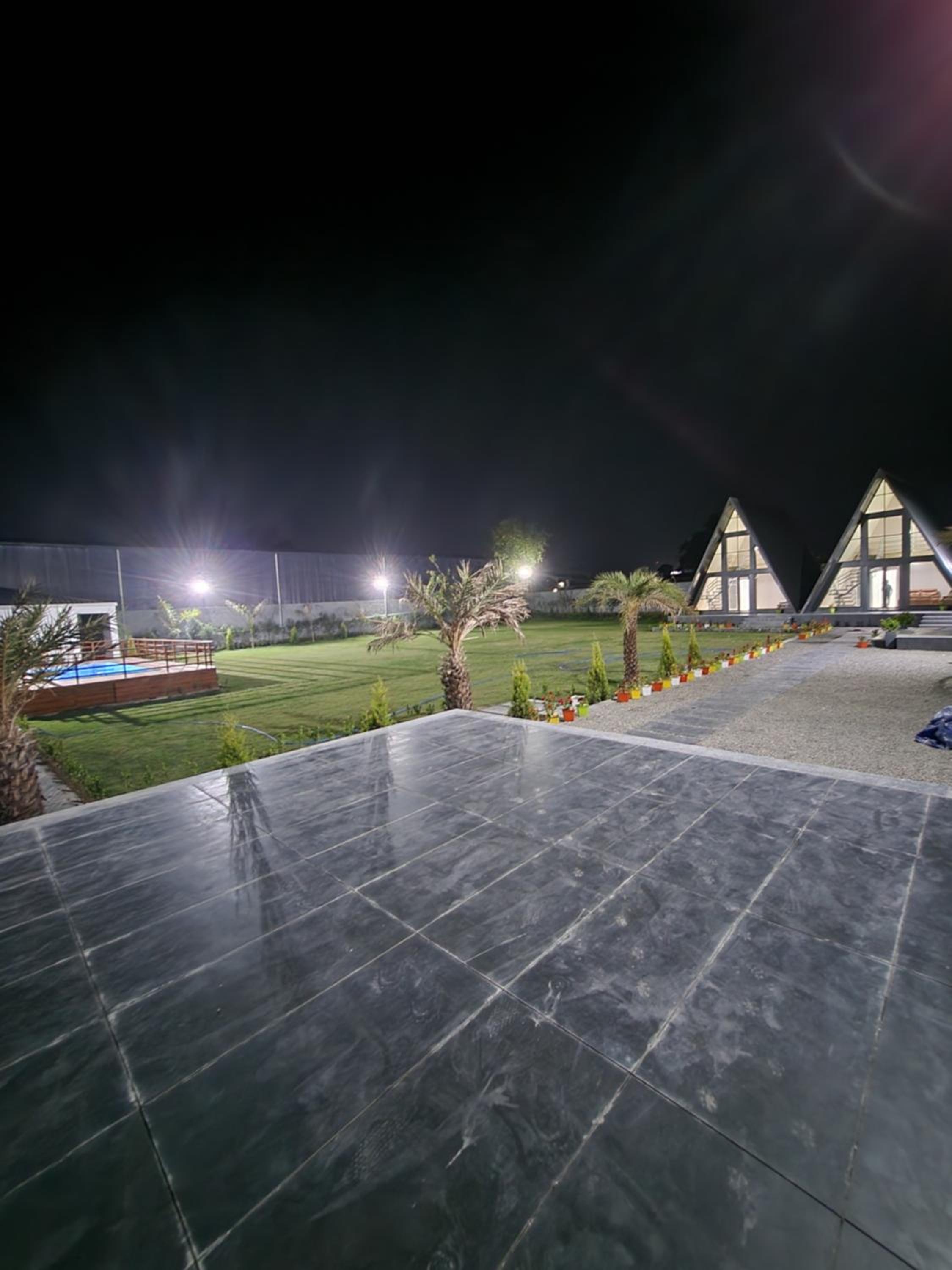 Lawn Side Manor view 4