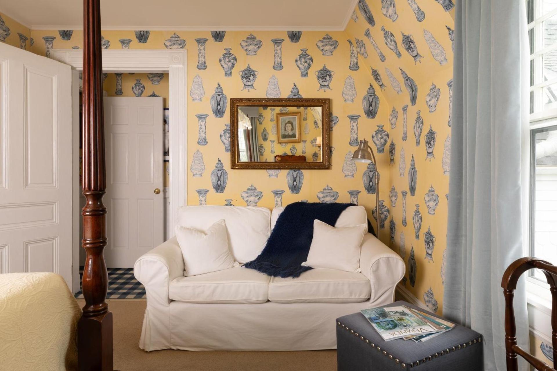 Harbor Knoll Bed and Breakfast