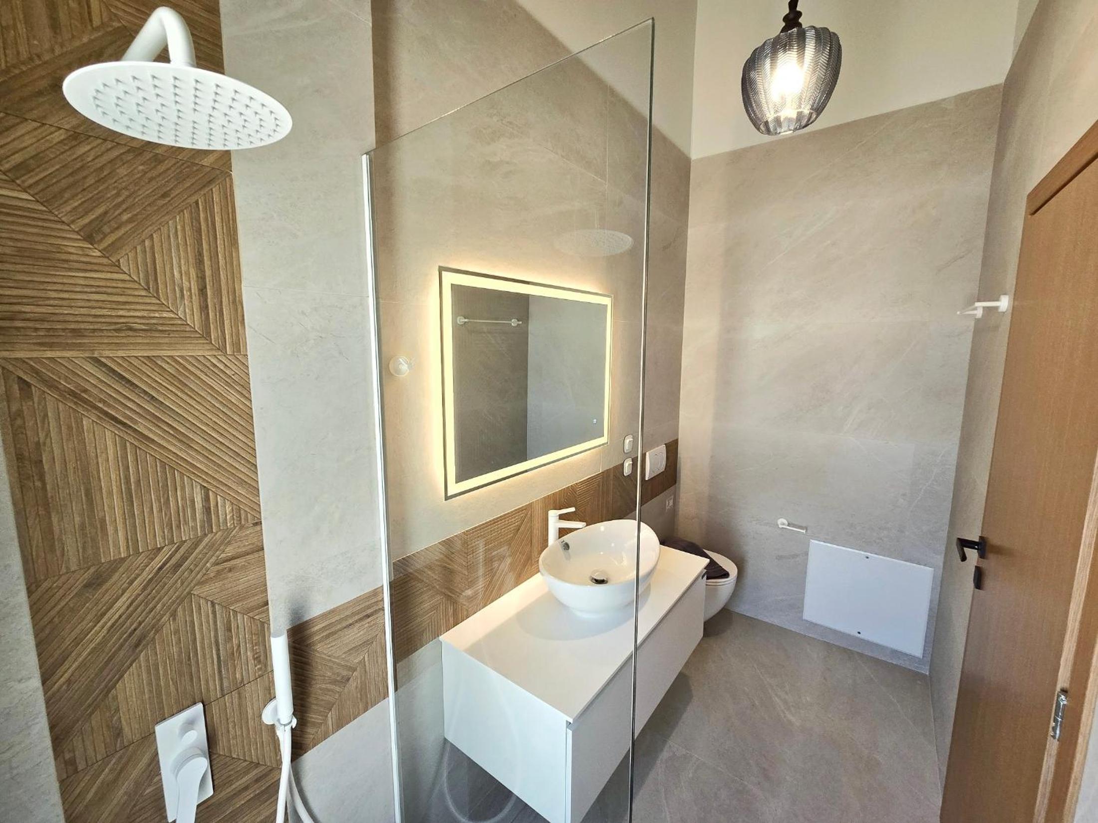 Anmaria Luxury