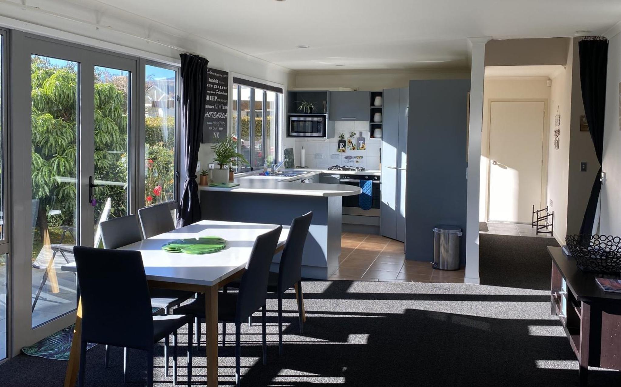 A home away from home in Wanaka view 3