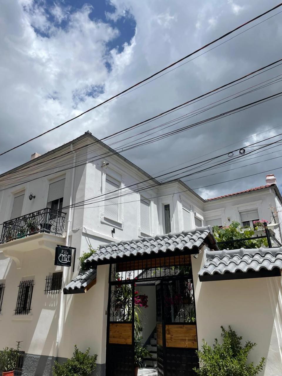 Vila Emre