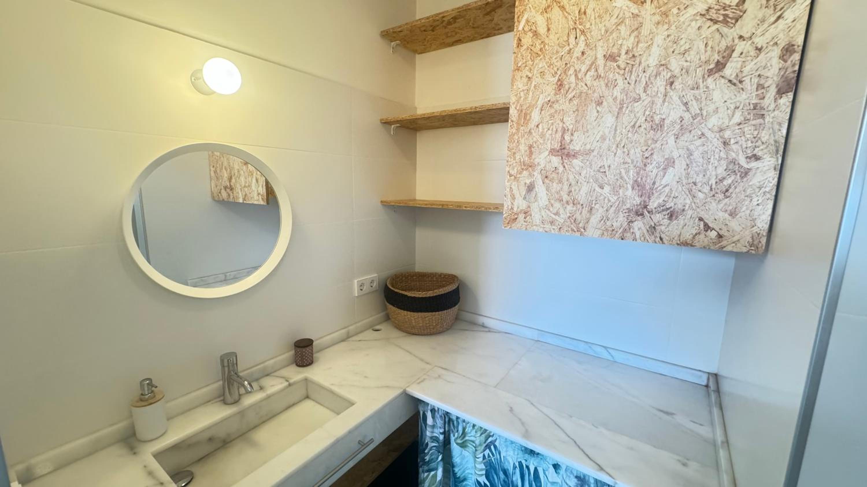 Estudio con piscina