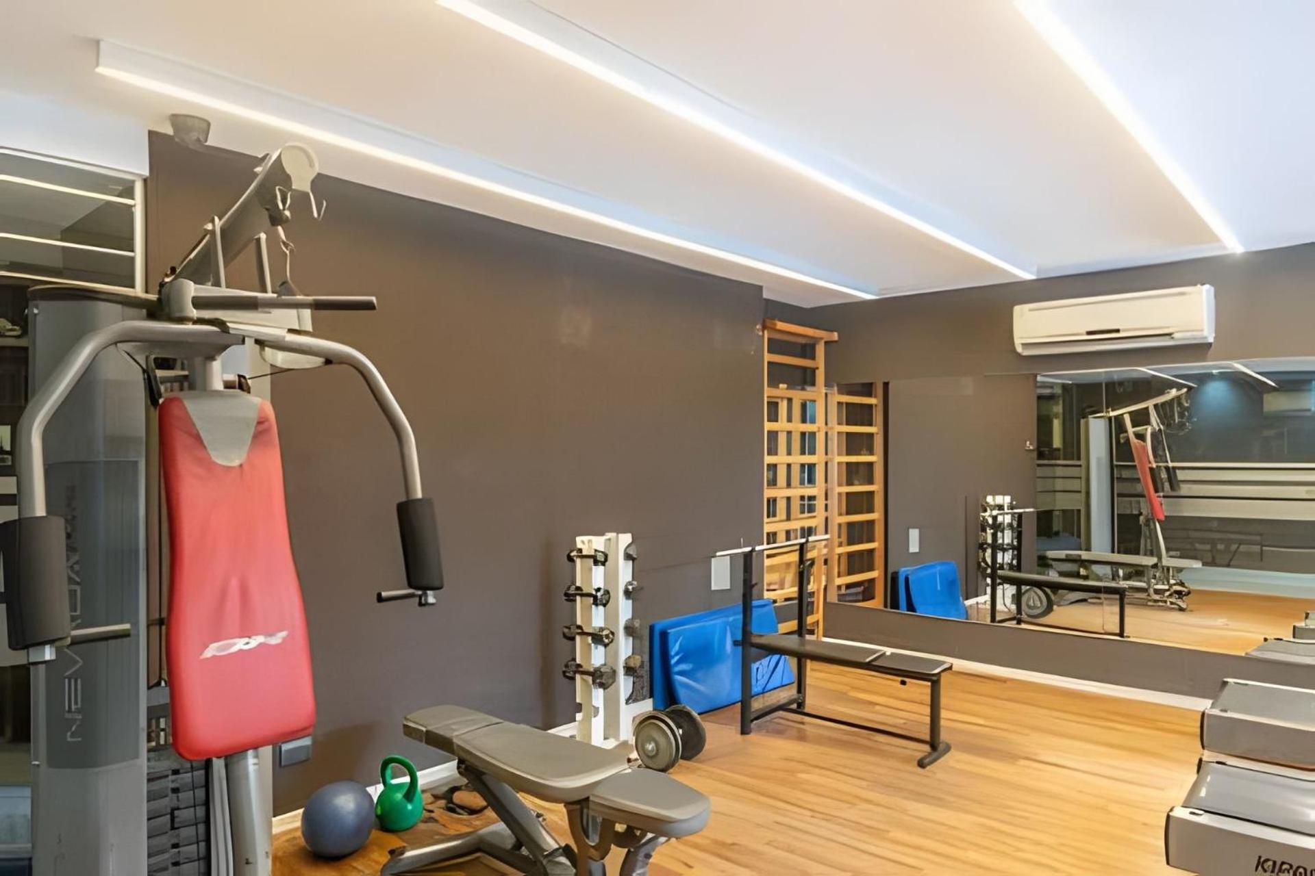 Excelentes studios en Las Cañitas con piscina, jacuzzy y gym