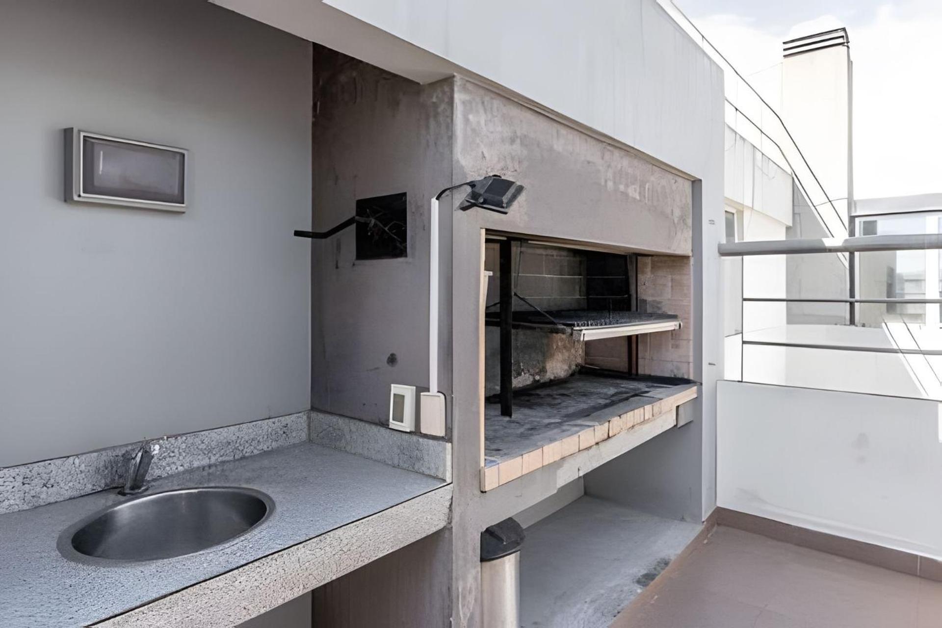 Excelentes studios en Las Cañitas con piscina, jacuzzy y gym
