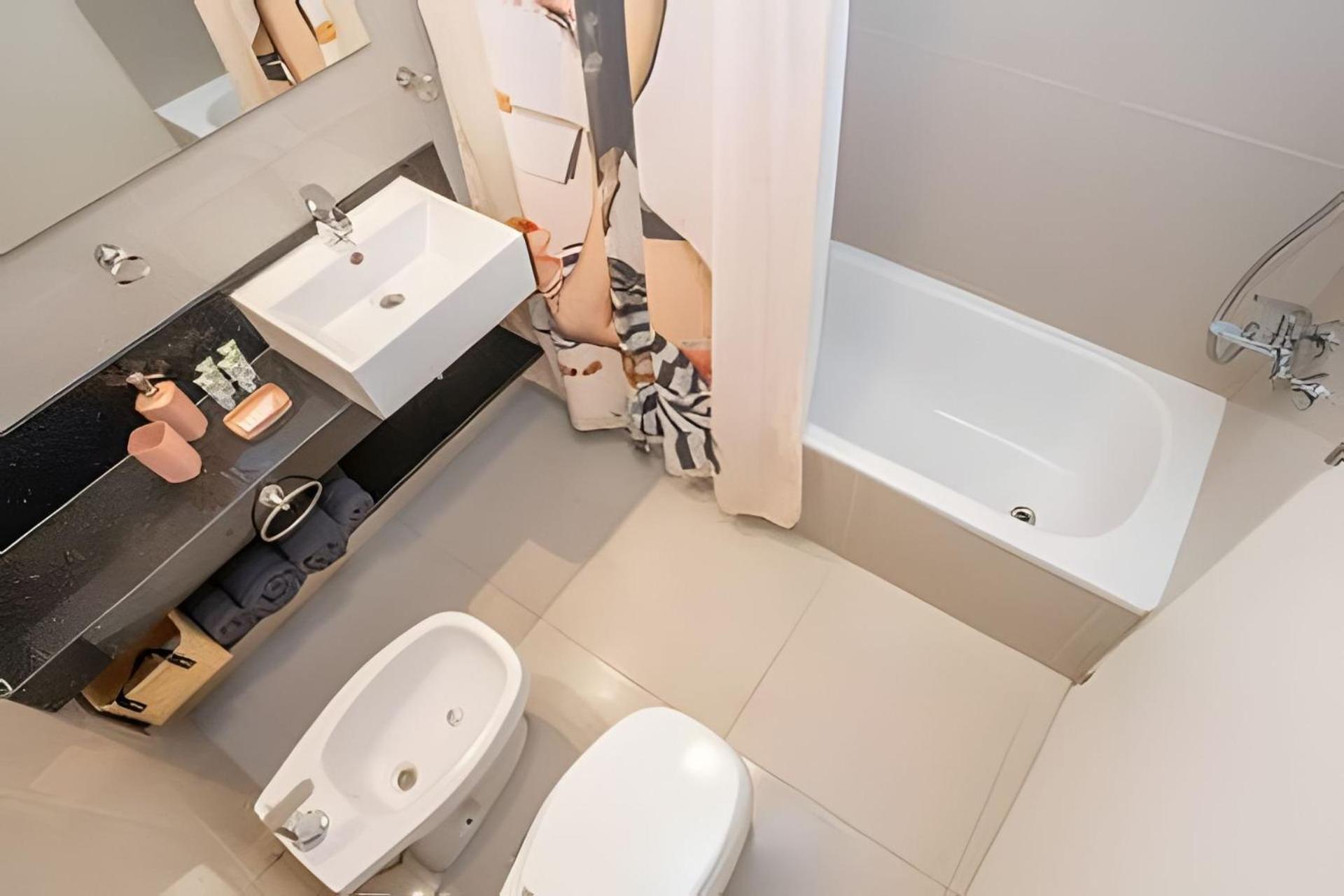 Excelentes studios en Las Cañitas con piscina, jacuzzy y gym