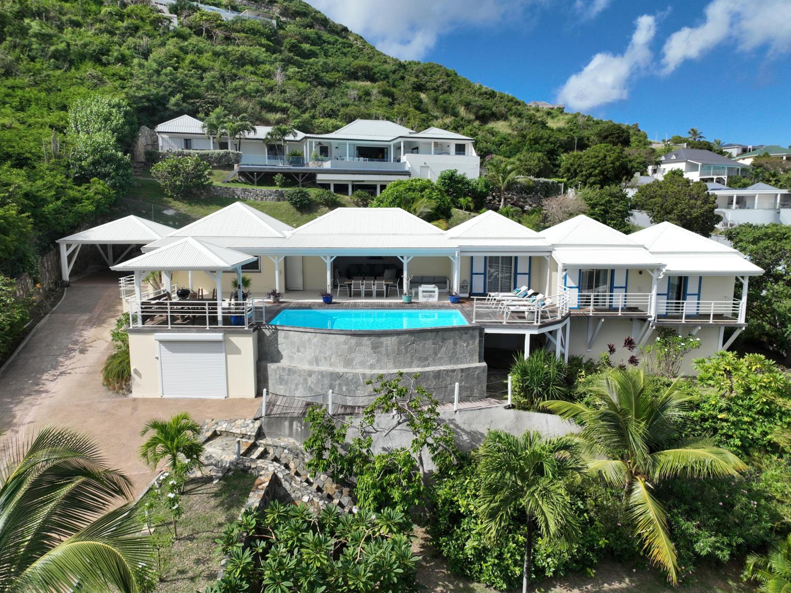Villa Eskarcel, vue mer sur Orient Bay, piscine chauffée, très spacieuse view 4