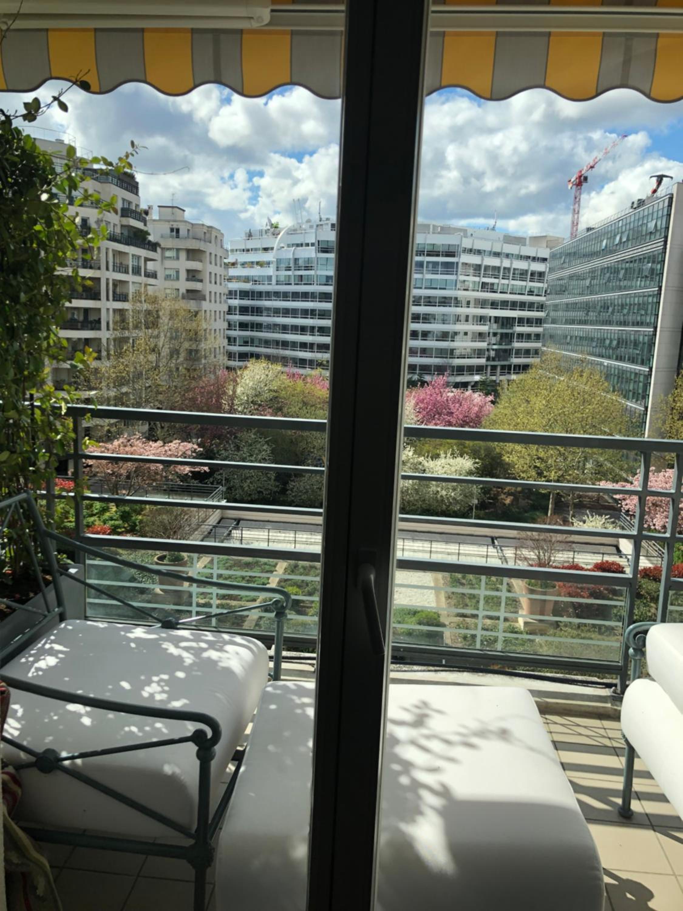 3 bedrooms with Tour Eiffel view