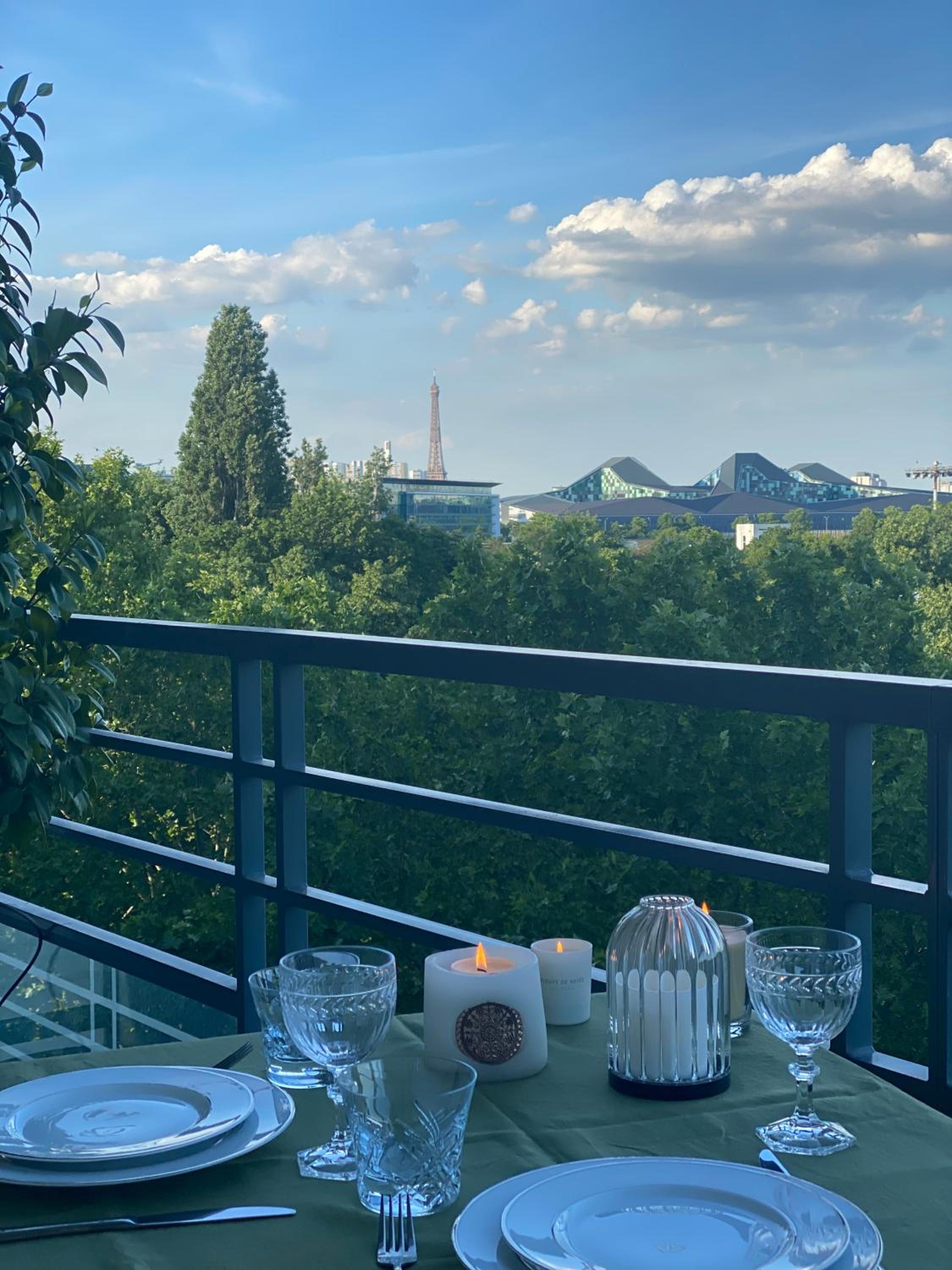 3 bedrooms with Tour Eiffel view