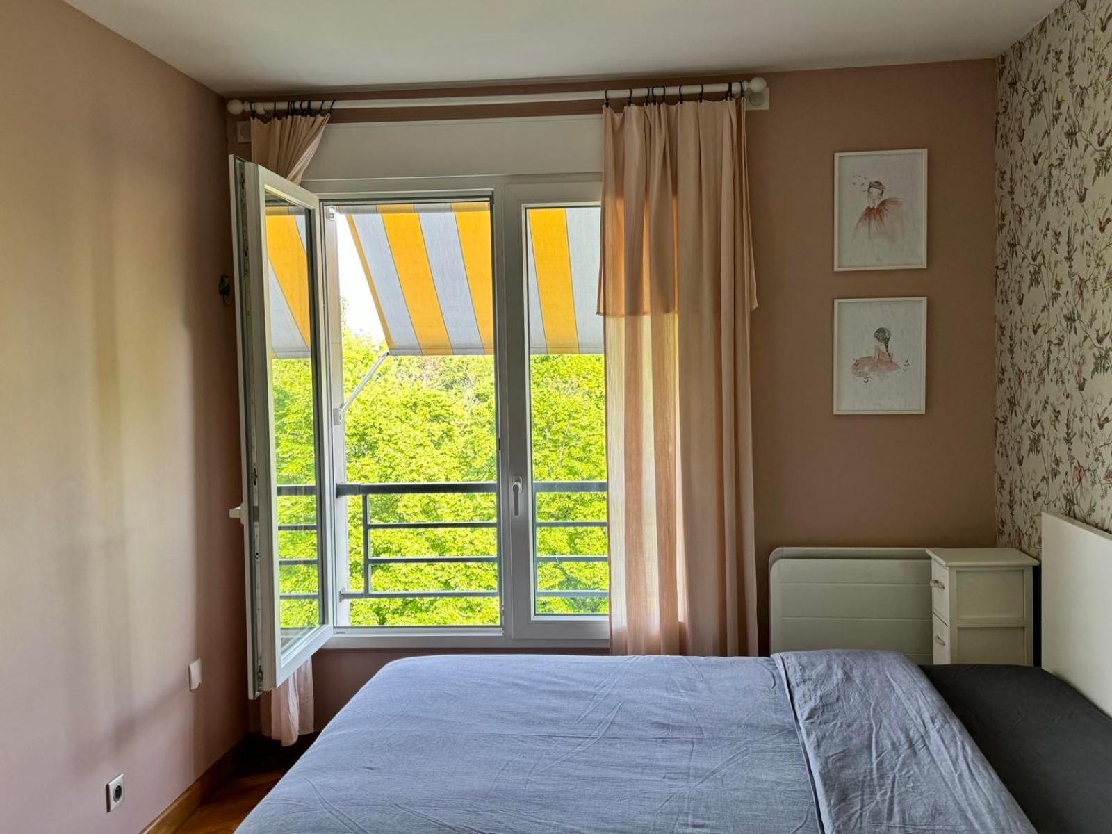 3 bedrooms with Tour Eiffel view