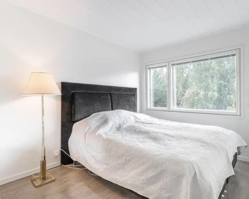 Beautiful 105 m2 Sd-house PT with 3 bedrooms, free parking and sauna view 3