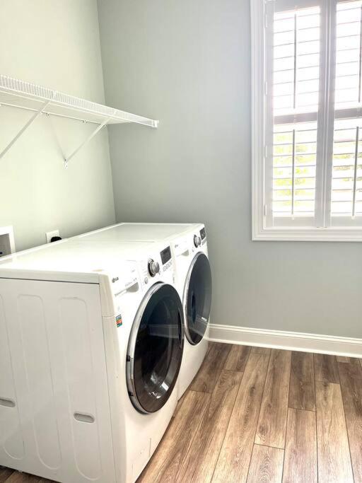 Live Oak Cottage, Your Private Beaufort Oasis