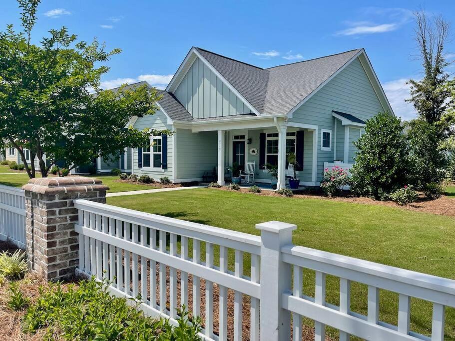 Live Oak Cottage, Your Private Beaufort Oasis